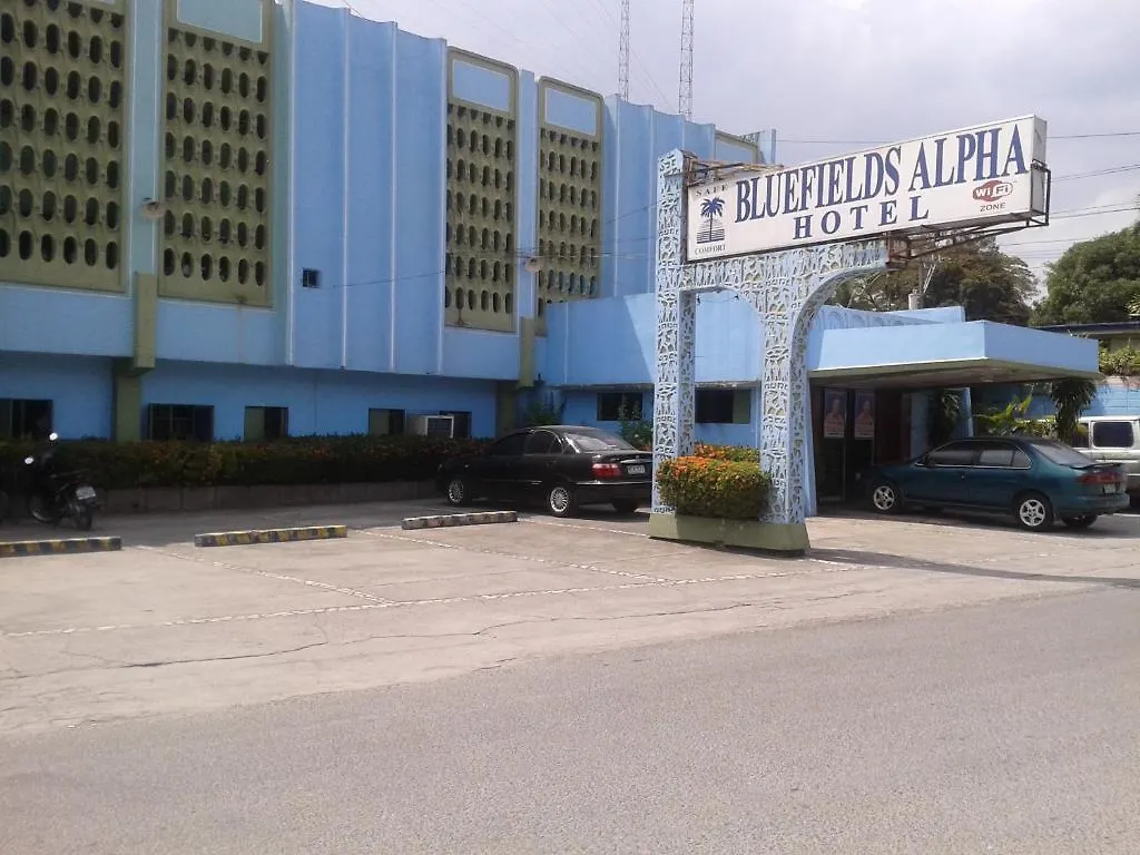 Bluefields Alpha Hotel Angeles 2*,