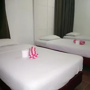 Hotel Sun Moon Poolside