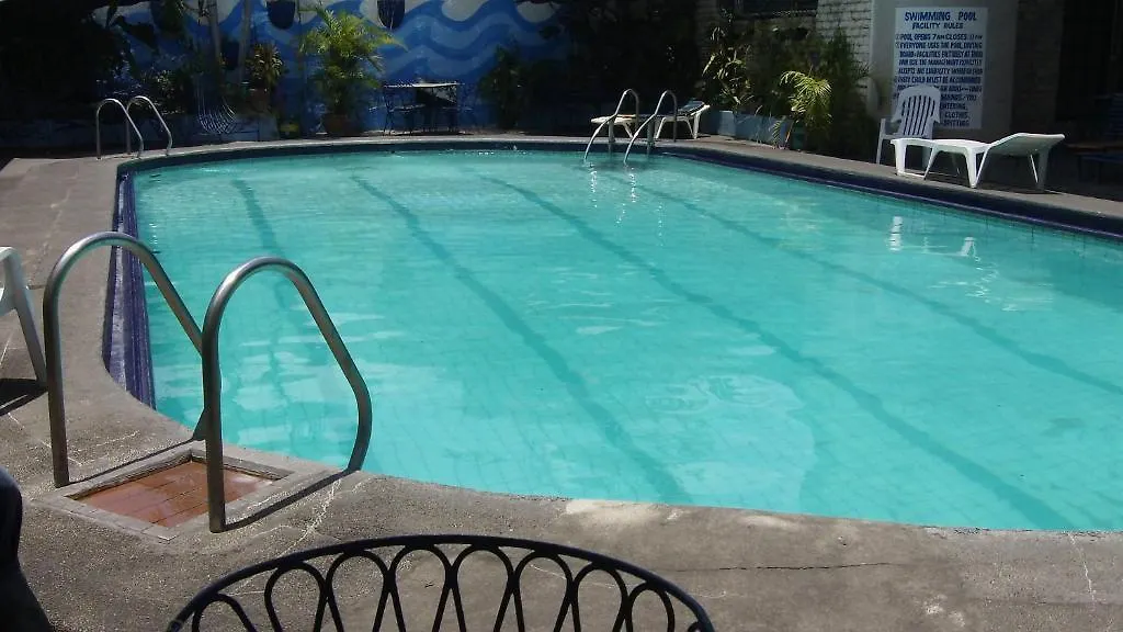 Bluefields Alpha Hotel Angeles 2*,